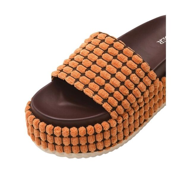 NWT Cider Retro Platform Fuzzy Stacked Slide Slippers Sz 8 - Picture 3 of 4